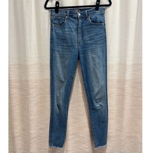 Abercrombie & Fitch Ultra High Rise Super Skinny Jeans